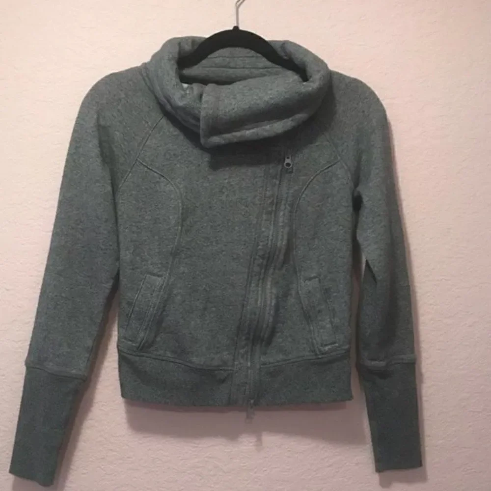 *30off3* Zella Gray Zip up Sweatshirt with snap on buttons. - Picture 5 of 9